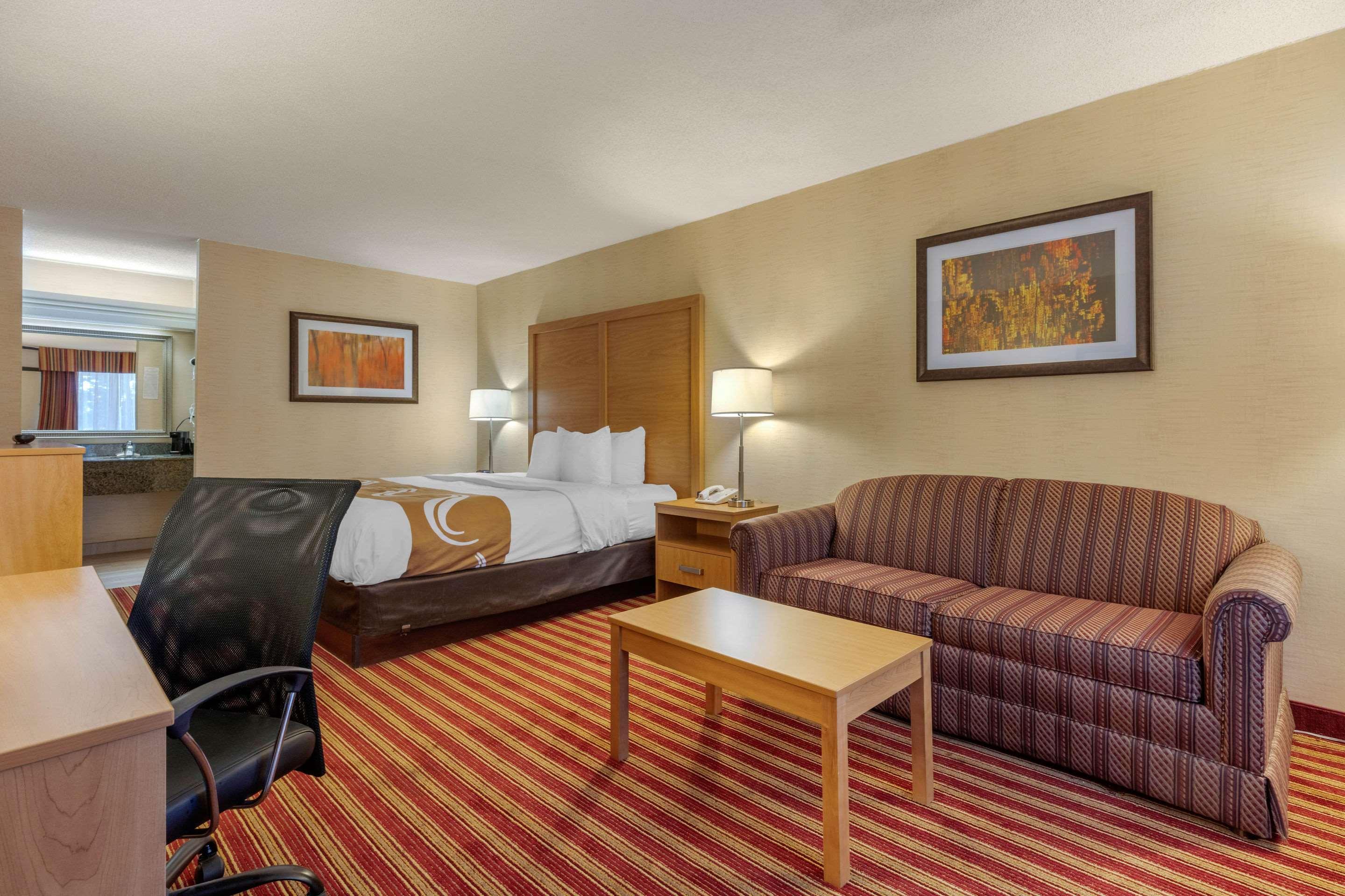 Quality Inn Exit 4 Кларксвилл Экстерьер фото