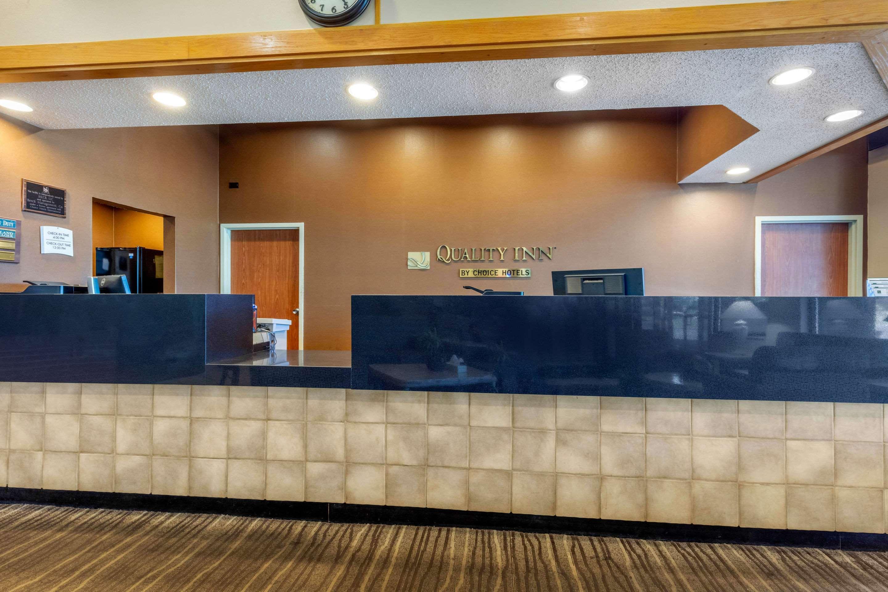 Quality Inn Exit 4 Кларксвилл Экстерьер фото