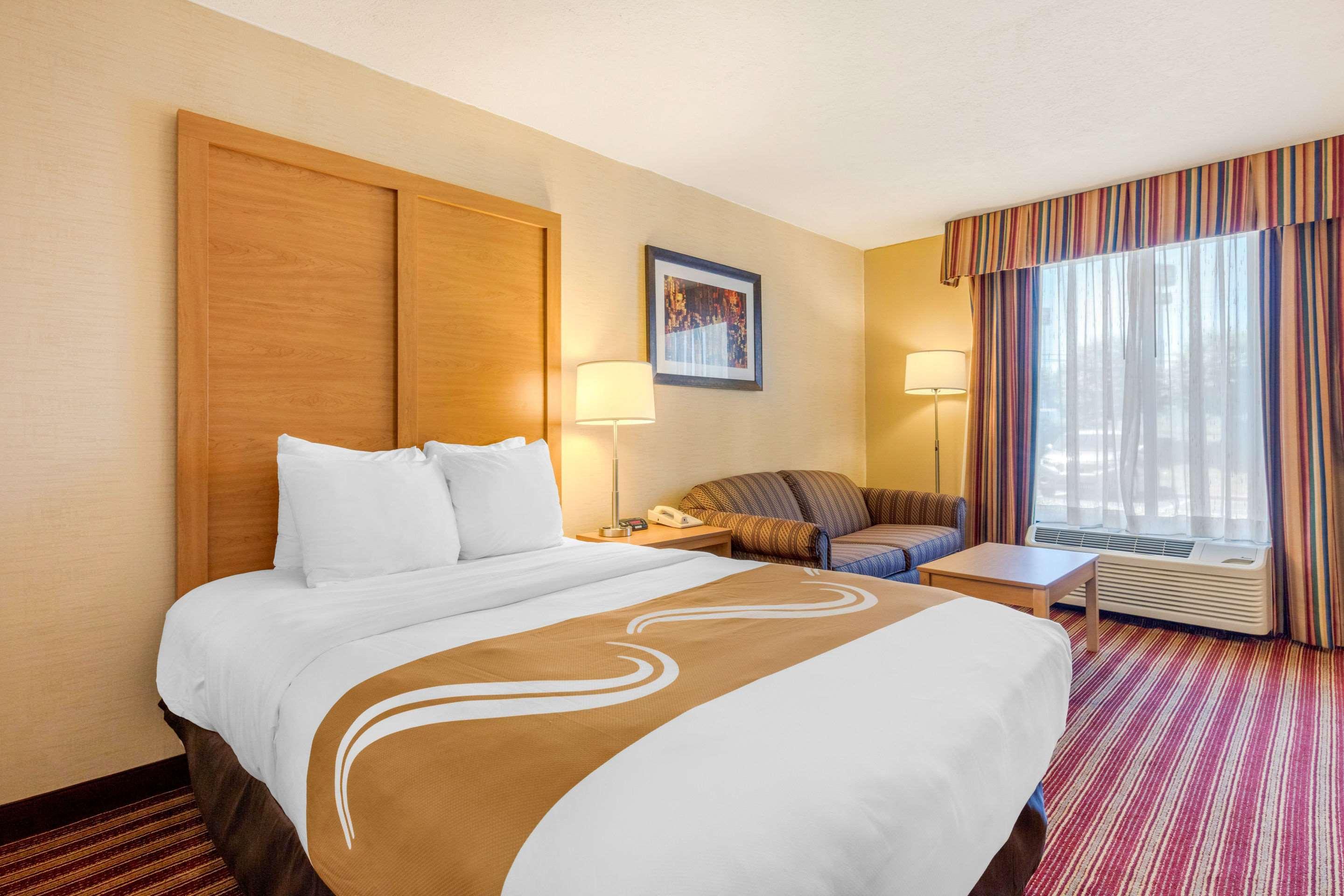 Quality Inn Exit 4 Кларксвилл Экстерьер фото