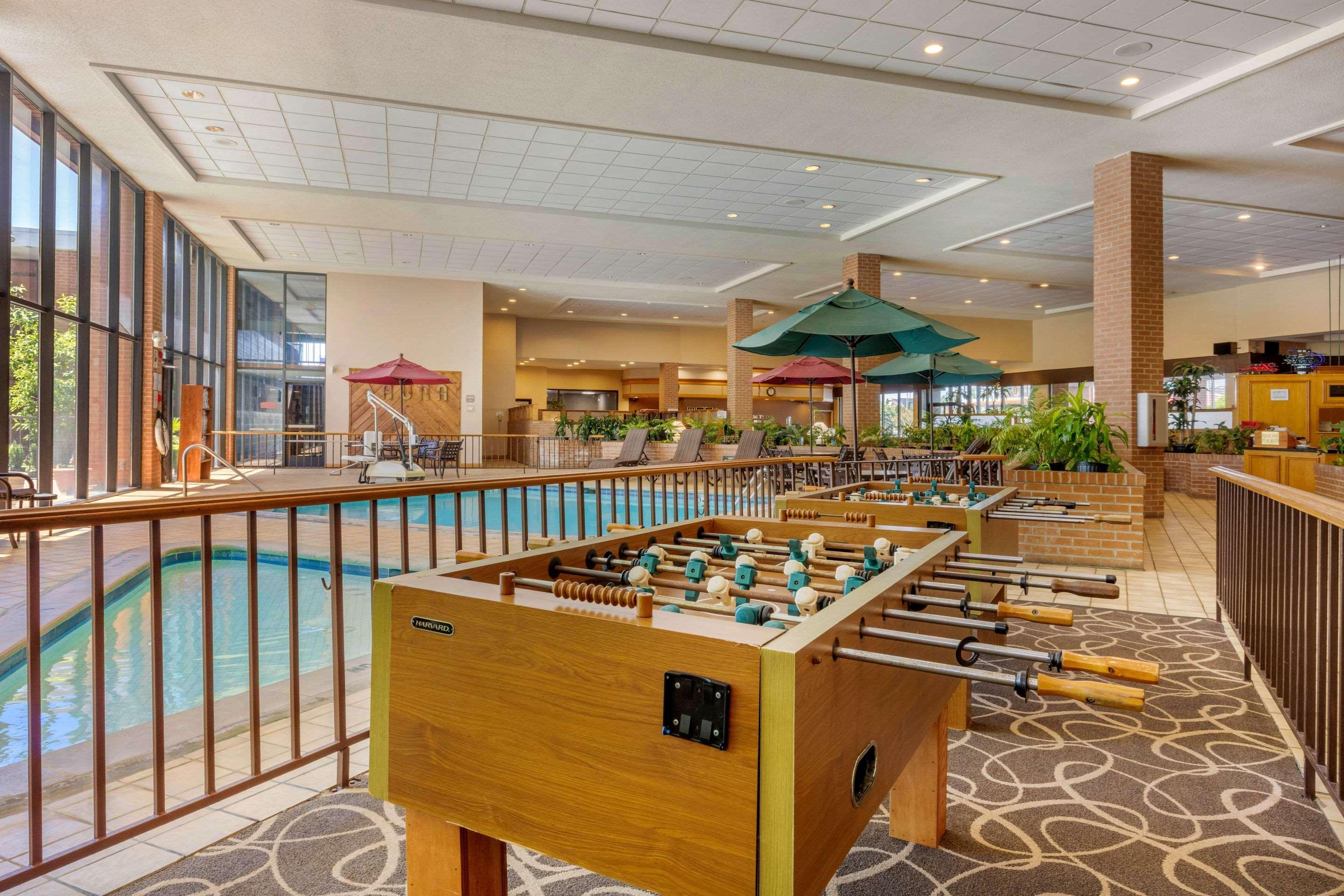 Quality Inn Exit 4 Кларксвилл Экстерьер фото