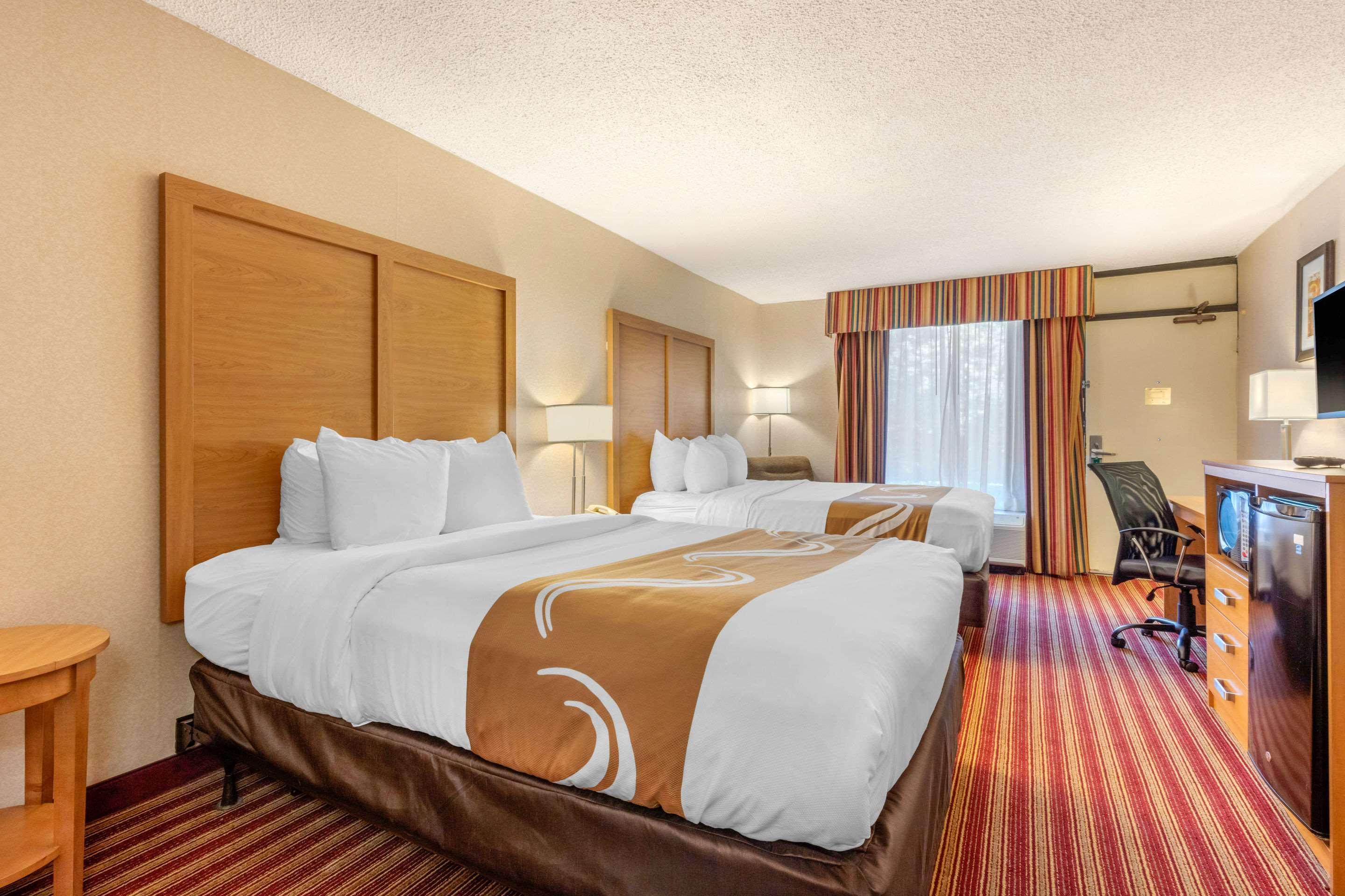 Quality Inn Exit 4 Кларксвилл Экстерьер фото